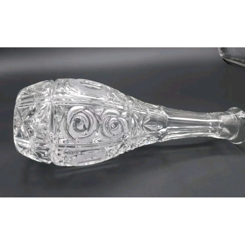 Beautiful Crystal Decanter with Roses‎ & Pineapple Design Made Italy